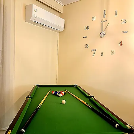 Riviera, 2 Bedroom Luxury - Parking *